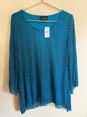 NWT Frazzle Women’s Tops